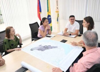 Prefeito recebe comitiva do Programa das Nações Unidas para o Meio Ambiente da ONU