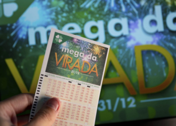 PM é acusado de sumir com R$ 35 mil de bolões da Mega da Virada, em Manaus