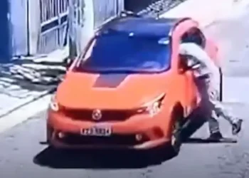 Ladrão infarta e é abandonado por comparsa durante assalto