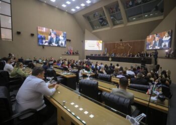 Políticos do Amazonas chamam atenção para cuidados com a saúde mental