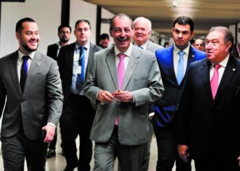 Bancada do AM prepara defesa da Zona Franca no debate das leis referentes a reforma tributária