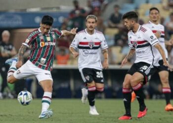 Flu pega o São Paulo no MorumBIS tentando se afastar do Z-4