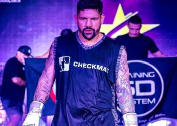 Lutador de MMA é procurado pela polícia por espancar ex-namorada em Manaus