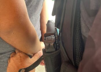Homens suspeitos de abusar e transmitir HIV abordavam meninos em banheiros de shoppings, em Manaus