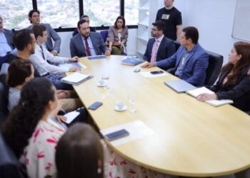Governo do Amazonas e TJAM discutem criação do Fórum Estadual de Regularização Fundiária