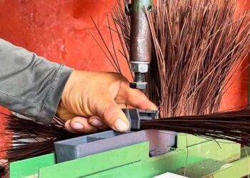ADS capacita vassoureiros para manuseio de máquina e alternativas comerciais do produto