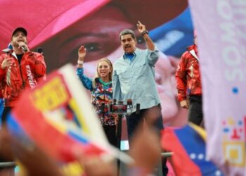 Itamaraty proíbe embaixadora de ir à proclamação da vitória de Maduro