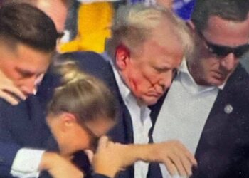 Donald Trump é atingido por tiros durante comício na Pensilvânia