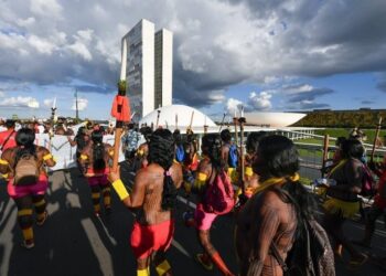 Projeto de Lei inclui indígenas em plano de combate da violência contra a mulher