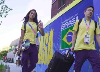 Rayssa Leal recebe permissão para ser acompanhada por colaboradora do COB na Vila Olímpica