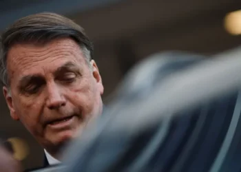 Bolsonaro faz críticas ao relatório da PF que o indiciou no caso das joias