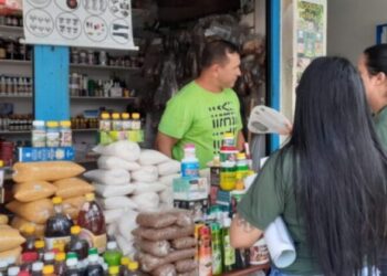 Formalize+: Jucea orienta empresários na zona norte de Manaus sobre registro mercantil