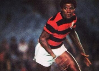 Valeu, Adílio! Relembre os títulos do ídolo do Flamengo