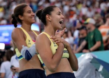 Ana Patrícia e Duda avançam para a semifinal do vôlei de praia