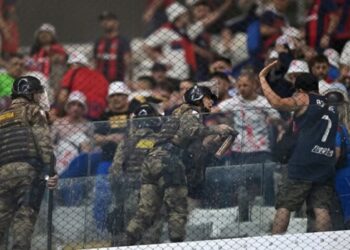 Jogador do San Lorenzo critica ação policial em jogo com o Atlético-MG