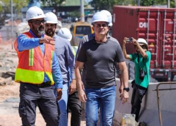 Prefeito David Almeida vistoria avanço das obras do complexo viário Rei Pelé