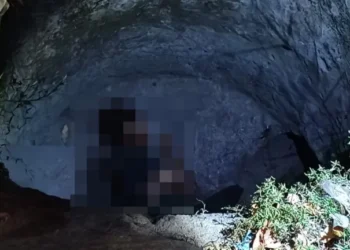 Suspeito de assalto é linchado e tem corpo jogado dentro de bueiro em Manaus
