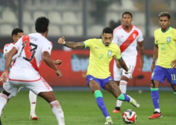 Brasil enfrenta seleção peruana em Brasília pelas Eliminatórias