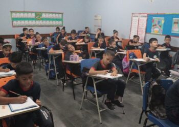 Escola particular no Amazonas oferece educação 100% gratuita para pessoas de baixa renda