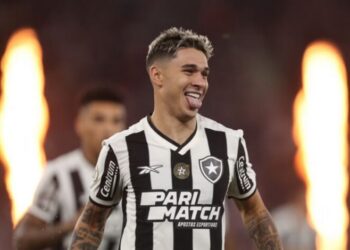 Jogador do Botafogo acredita na Libertadores: “Não somos o Flamengo”