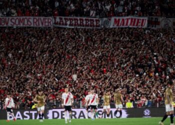 Estádio da final da Libertadores é fechado pela polícia argentina