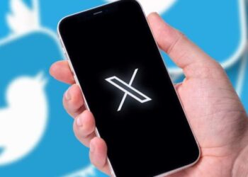 Moraes determina desbloqueio do X, ex-twitter, no Brasil