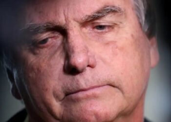 Pesquisa aponta maior apoio do que críticas ao indiciamento de Bolsonaro nas redes sociais