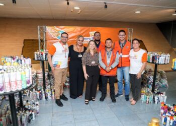 Comissão de Assistência Social e Trabalho da Aleam entrega mais de três mil frascos de aerossóis arrecadados na campanha ‘Reciclar Ajuda a Sarar’