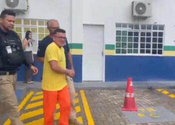 Professor de jiu-jitsu, suspeito de estupro, fica em silêncio durante depoimento em Manaus