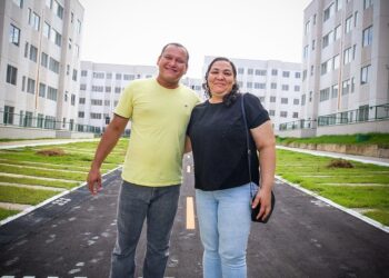 Muito feliz por ter um lugar para mim e meus filhos”, diz contemplada com subsídio estadual para financiar imóvel próprio