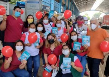 Mercado de Origem recebe ação gratuita de conscientização e prevenção sobre a Tuberculose