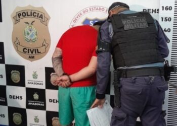 Matador de facção é preso em bar enquanto assistia jogo em Manaus