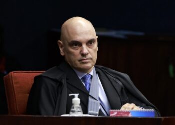 Moraes pede novos exames de imagem de Collor e explicação sobre falta