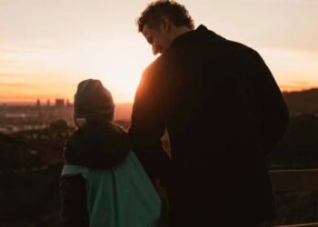 Lucas Lima compartilha clique raro ao lado do filho com Sandy: ‘Dia perfeito’