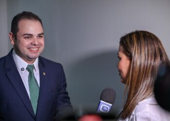 Presidente Roberto Cidade defende conclusão das obras do polo universitário da UEA em São Paulo de Olivença