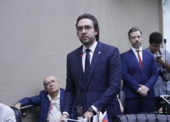 Aleam inicia tramitação de 37 Projetos de Lei, com destaque para proteção ao consumidor e apoio a servidores