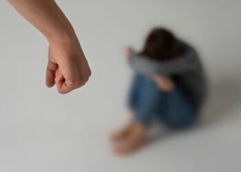 Em Borba, homem agride mulher a pauladas e a deixa inconsciente