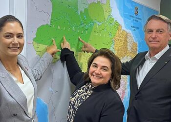 Bolsonaro oficializa apoio a Maria do Carmo para Governo do AM