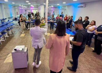 Curso capacita servidores do Amazonas para atendimento humanizado à pessoa idosa