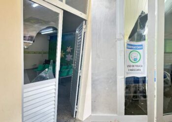 Três irmãos são presos em flagrante por dano duplamente qualificado a unidade hospitalar, em Manicoré