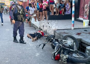 Pai e filho de 2 anos são mortos a tiros por criminosos em Manaus