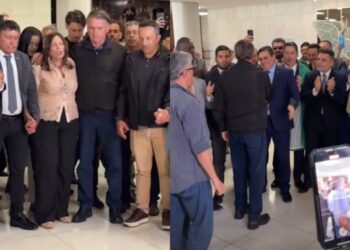 Deputados do PL fazem oração por Bolsonaro durante visita à Câmara