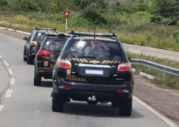 PF prende empresário por posse ilegal de munições no Rio