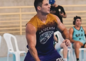 Saiba quem é o ex-jogador de basquete que agrediu a ex com mais de 60 socos