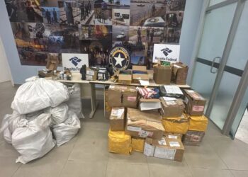 Receita Federal apreende cerca de R$ 800 mil em drogas nos Correios