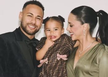 Bruna Biancardi e Neymar deixam mansão em SP após descobrirem que estavam sendo vigiados