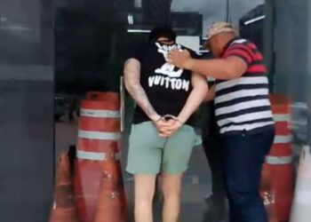 Dupla é presa por furtos em carros com ‘Chapolin’ em shoppings de Manaus