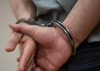 Padrasto agride bebê de 1 ano e ameaça mãe adolescente no interior do AM