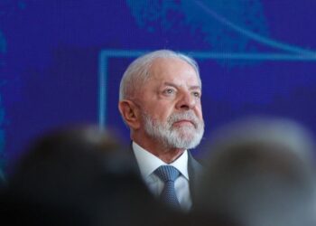 Lula decide enviar dois projetos de lei para regulação das big techs