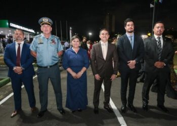 Prefeito David Almeida participa da troca de comando do CMA e reafirma compromisso de cooperação com as Forças Armadas